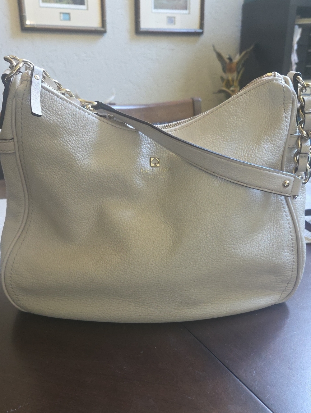 Kate Spade Beautiful Creme Colored, Pebble Leather Bag In Good Condition! ♠️